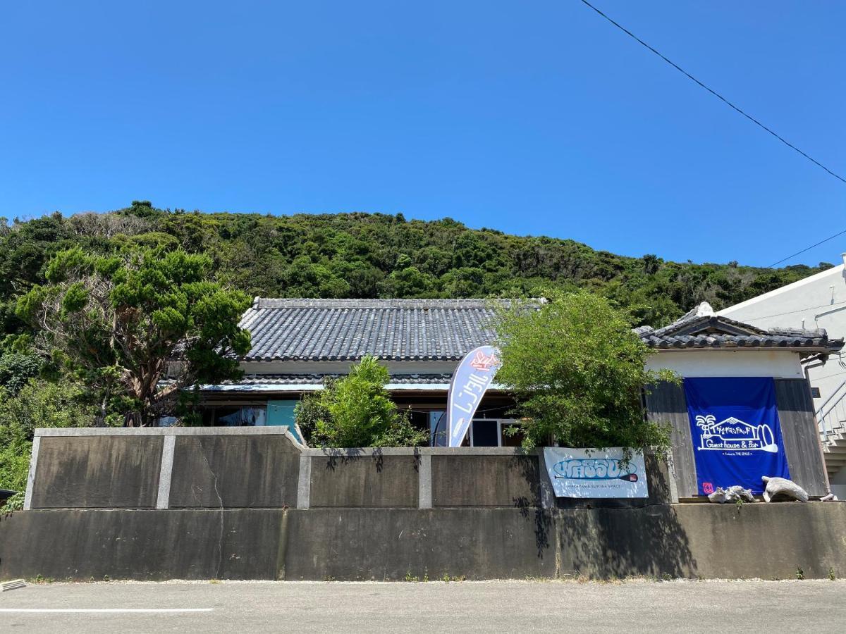 Guest House & Bar Diamond Head Mihana Exterior photo